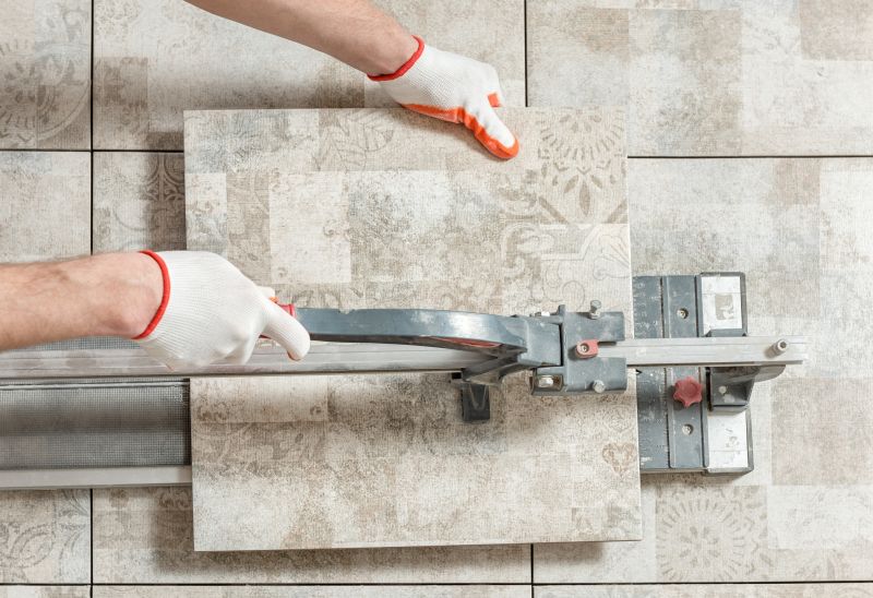 Tools for precise tile cutting